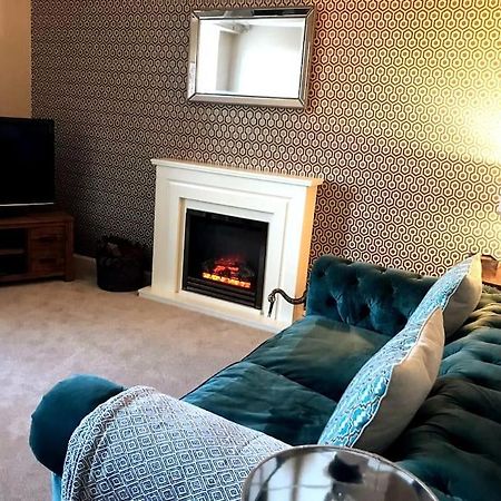 Beautiful Holiday Flat In Алнуик Екстериор снимка